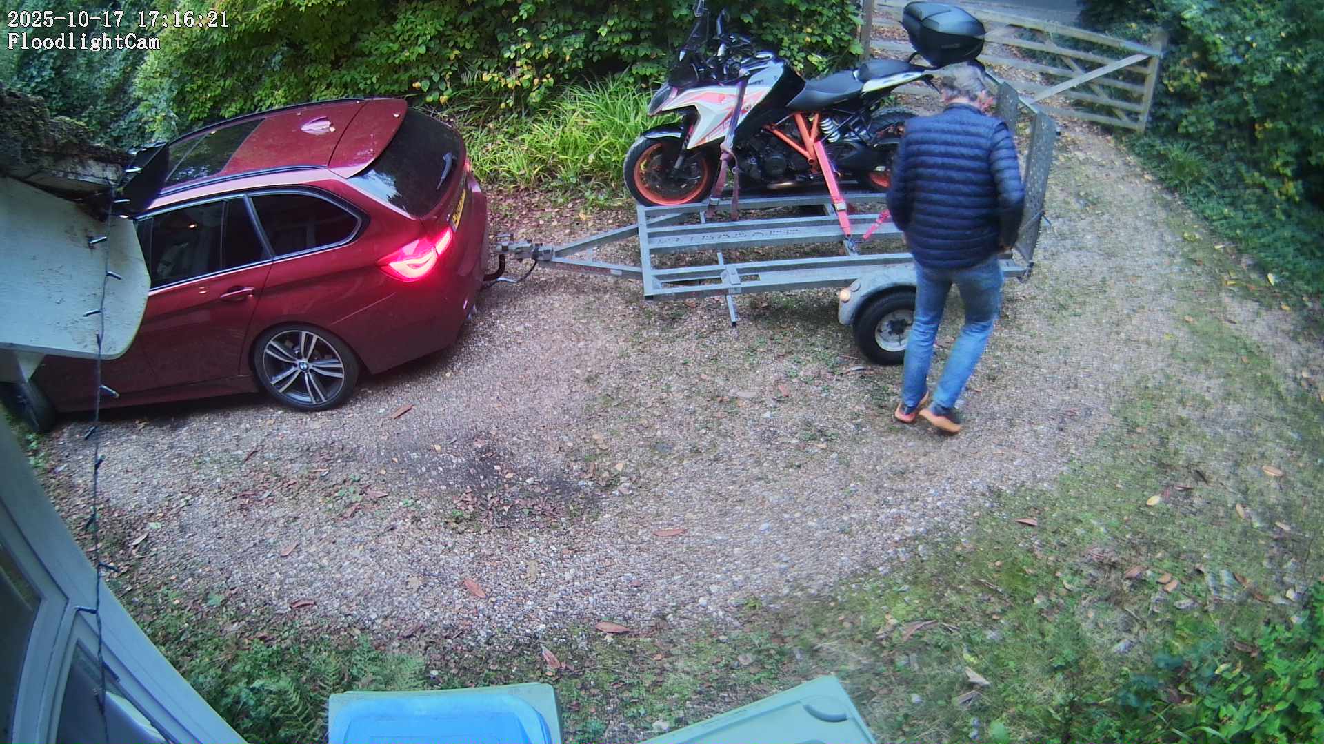 DaddyCam image:1905 DaddyCam image:1905