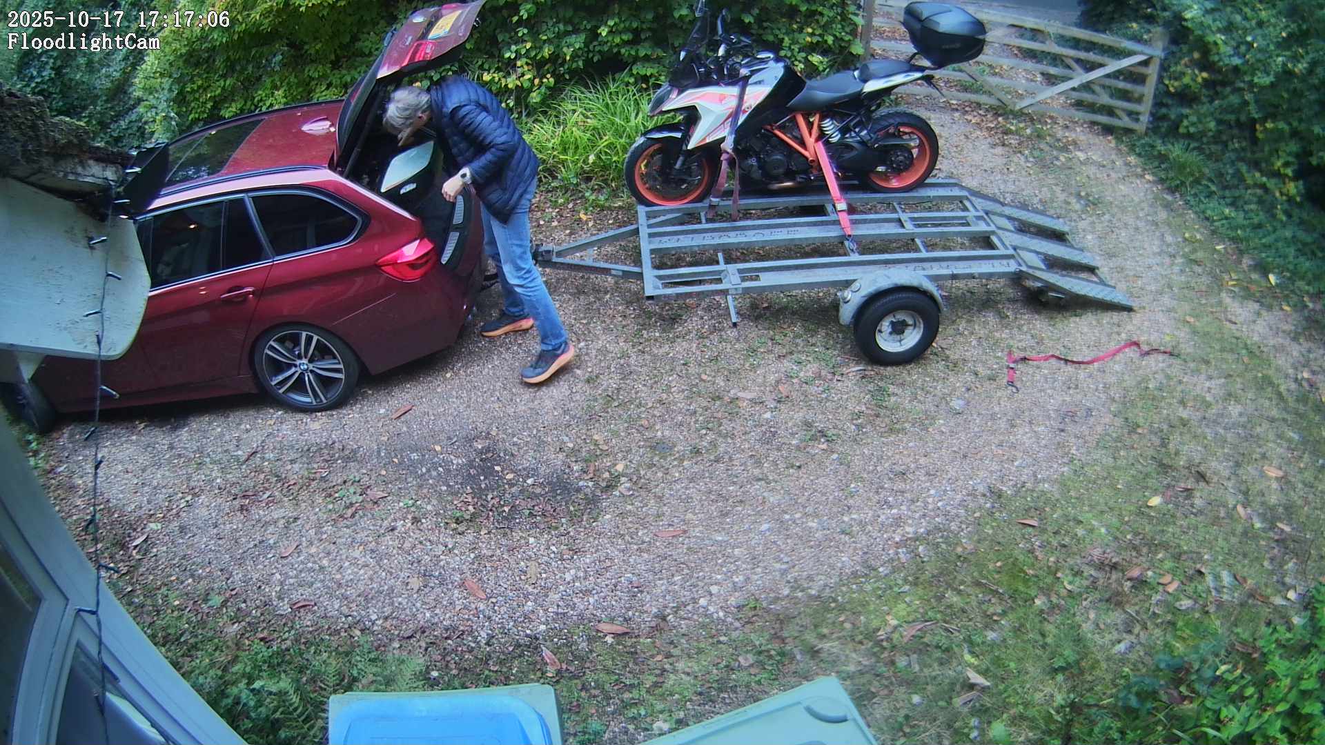 DaddyCam image:1908 DaddyCam image:1908